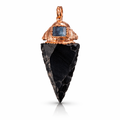 Obsidian Arrowhead Pendant with Blue Kyanite Capstone – Protection & Alignment front